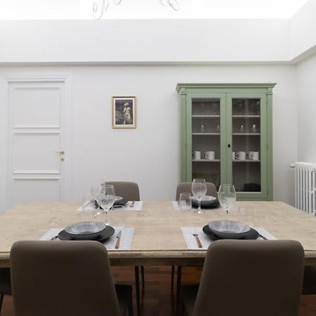 Italianway - Barberini Elegantia Apartments Roma الغرفة الصورة