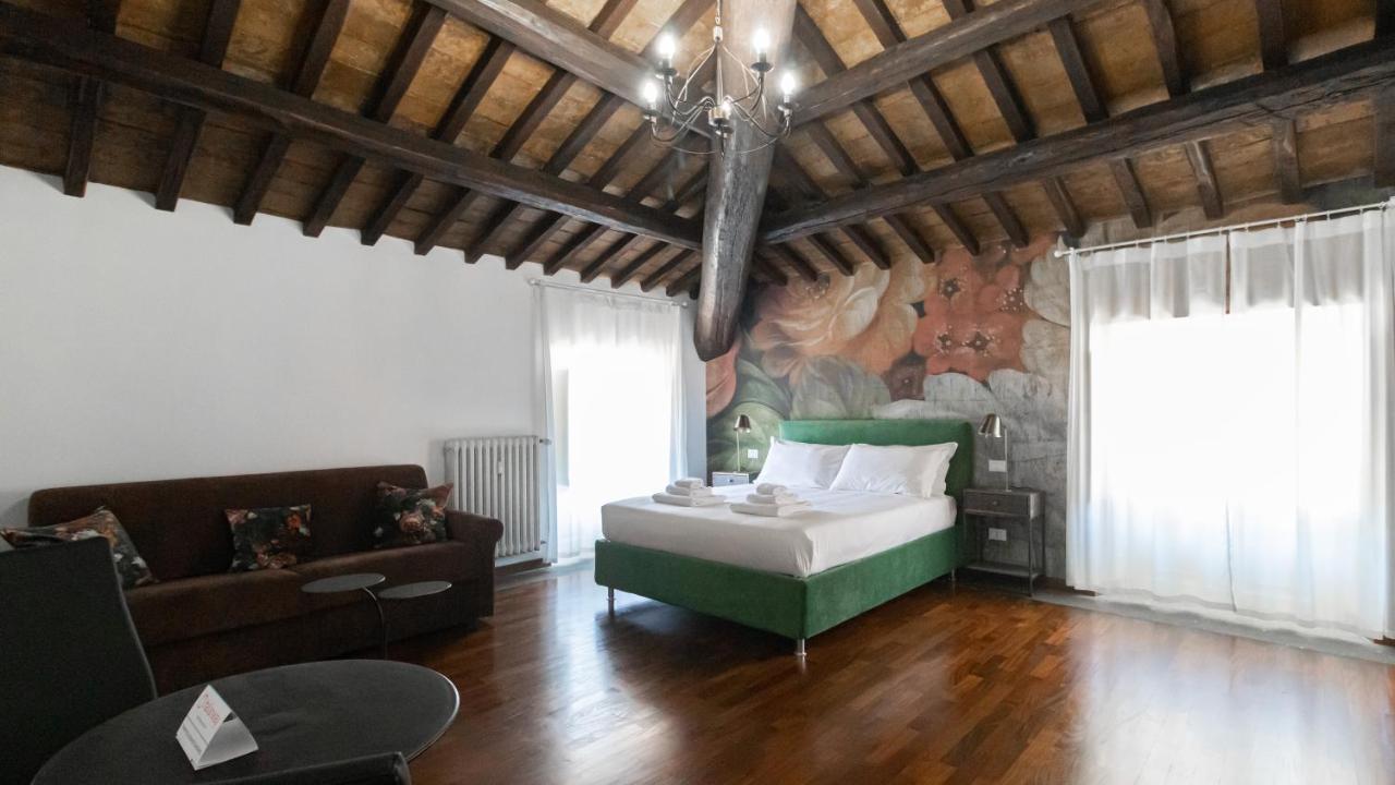 Italianway - Barberini Elegantia Apartments Roma المظهر الخارجي الصورة