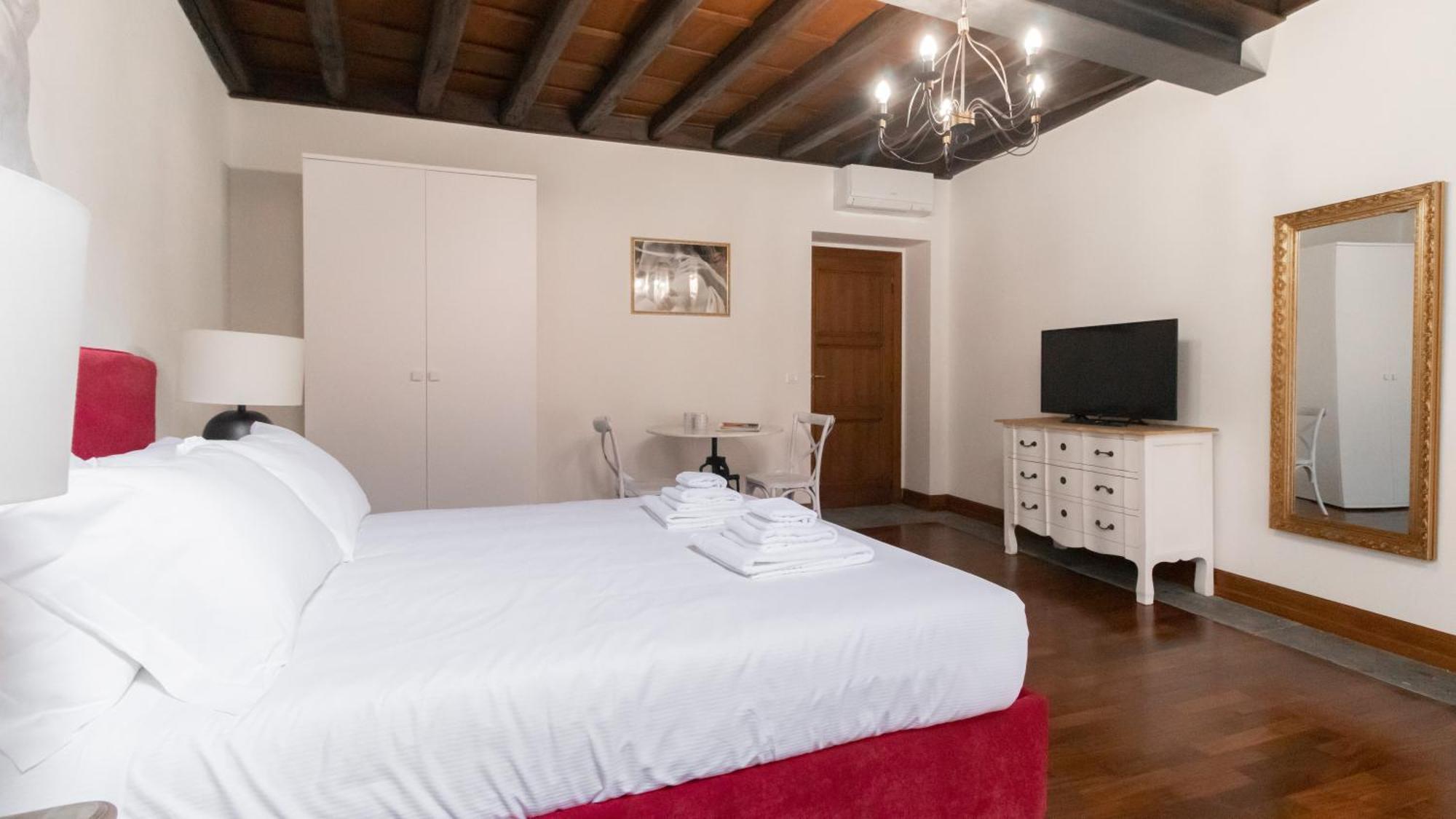 Italianway - Barberini Elegantia Apartments Roma الغرفة الصورة