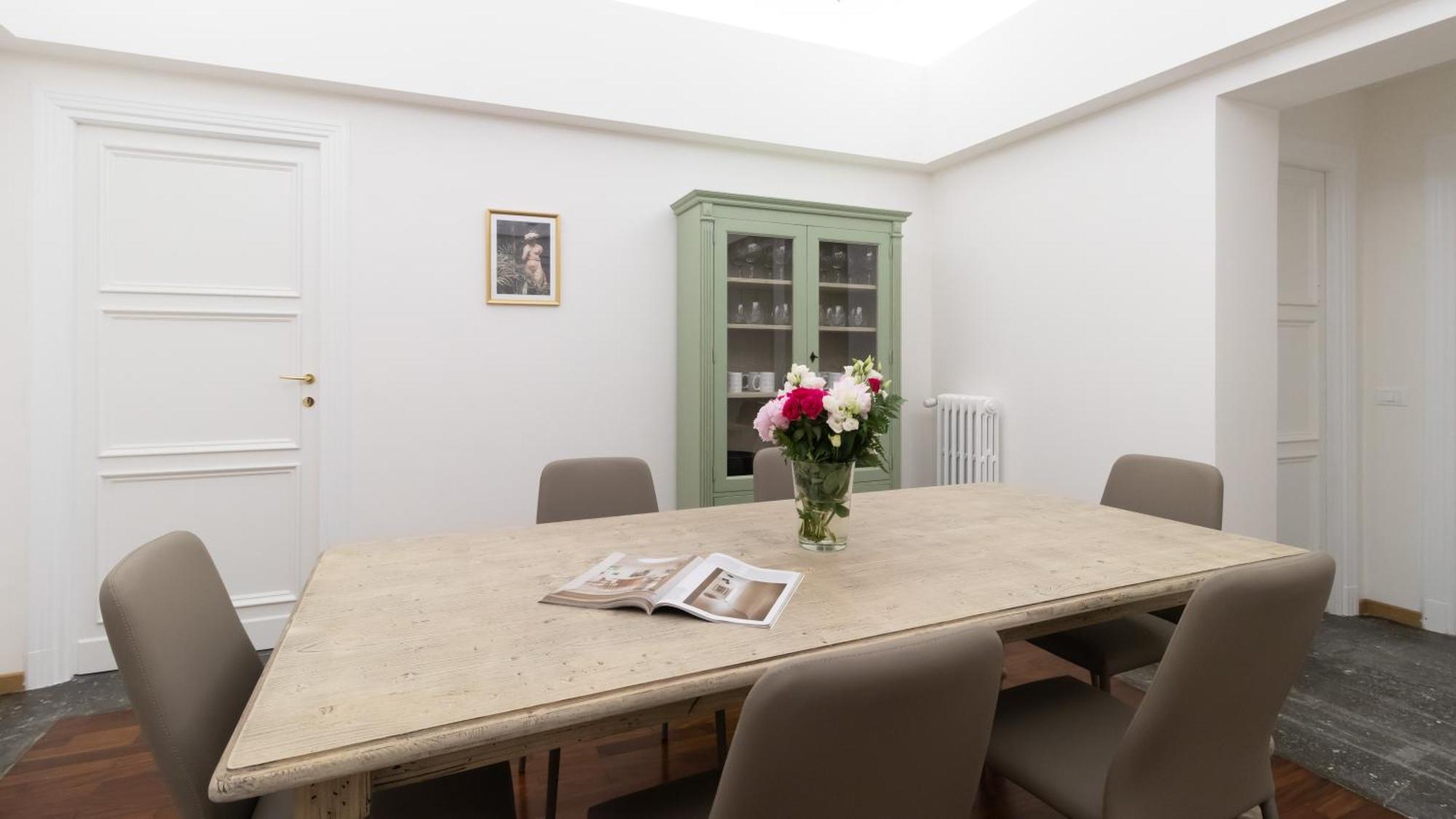 Italianway - Barberini Elegantia Apartments Roma الغرفة الصورة